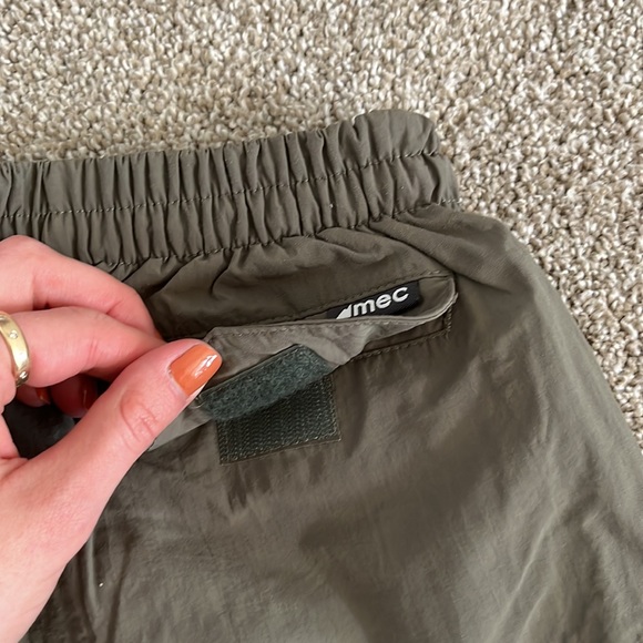 MEC women’s nylon sport shorts - Picture 3 of 5